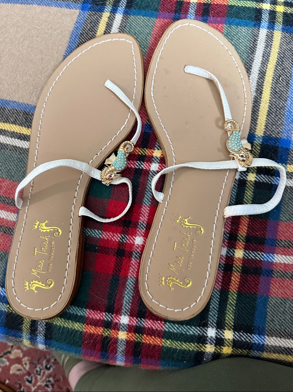 Miss Trish of Capri White T-Strap Sandals with Turquoise Seahorse  Accent S 9.5
